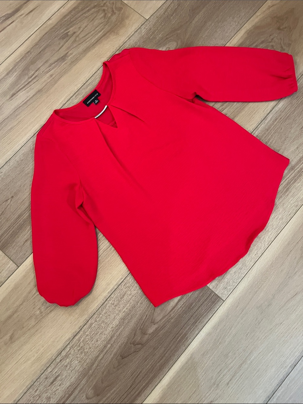 Fortune+Ivy Estrella Key Hole Airette Blouse